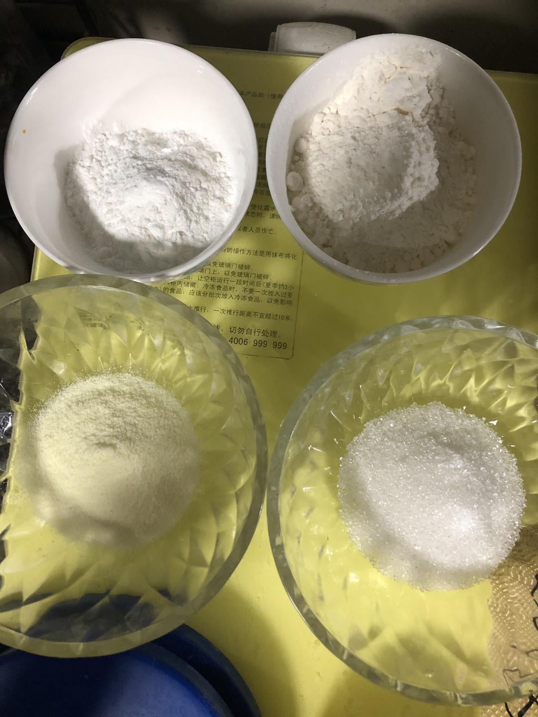 纯奶手撕吐司的做法 步骤1