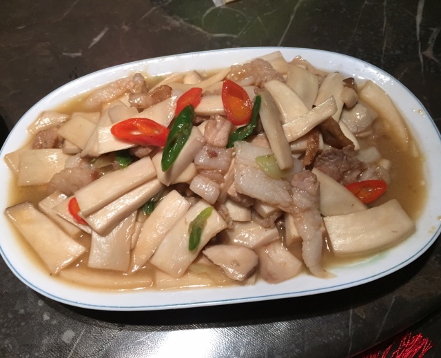 杏鲍菇炒肉片