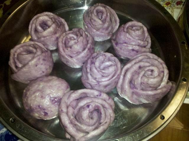 紫薯玫瑰糕点的做法