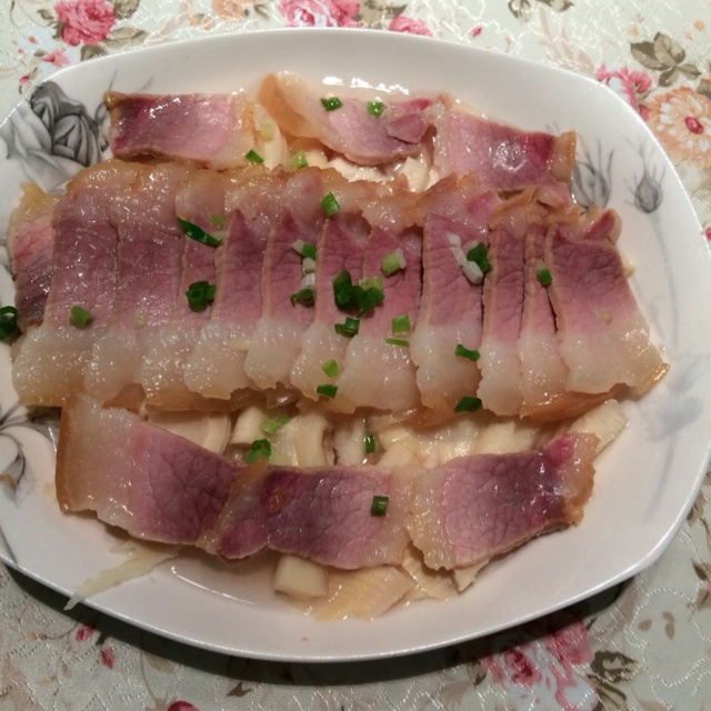 叶紫-7做的咸肉蒸春笋