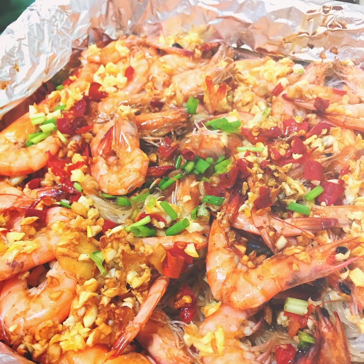 蒜蓉粉丝烤虾