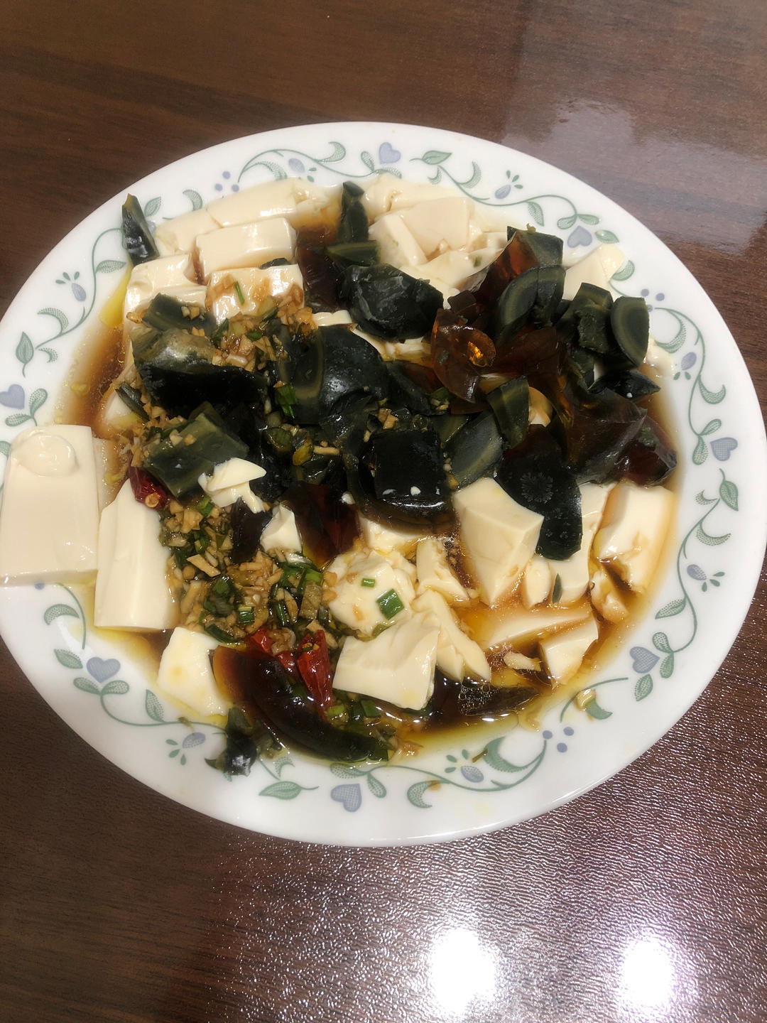 皮蛋拌豆腐（从这道菜说起，如何拌出好吃的凉拌菜）