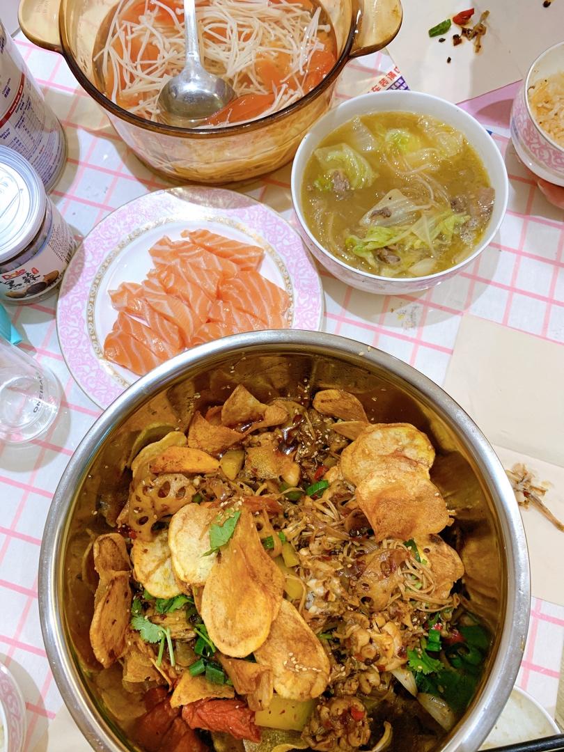香酥麻辣干锅牛蛙