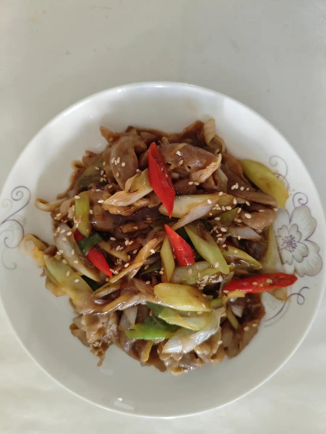 葱爆孜然羊肉卷