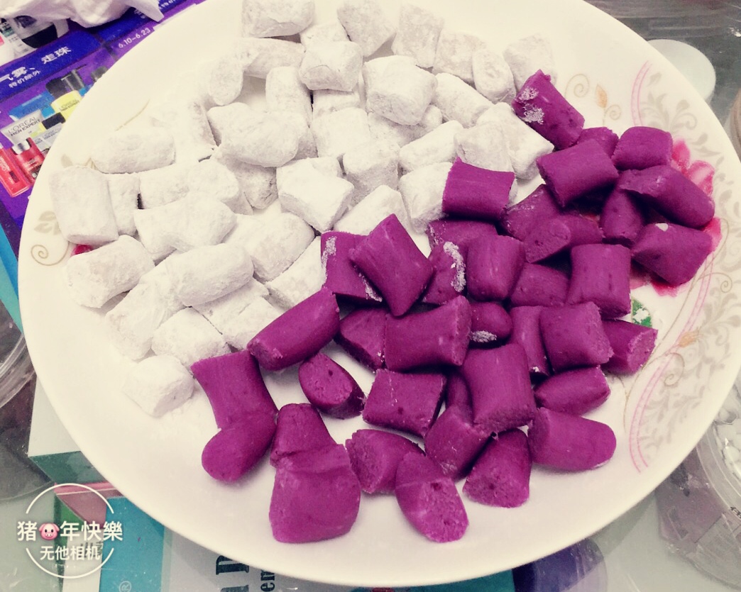DIY自制香芋、紫薯丸的做法