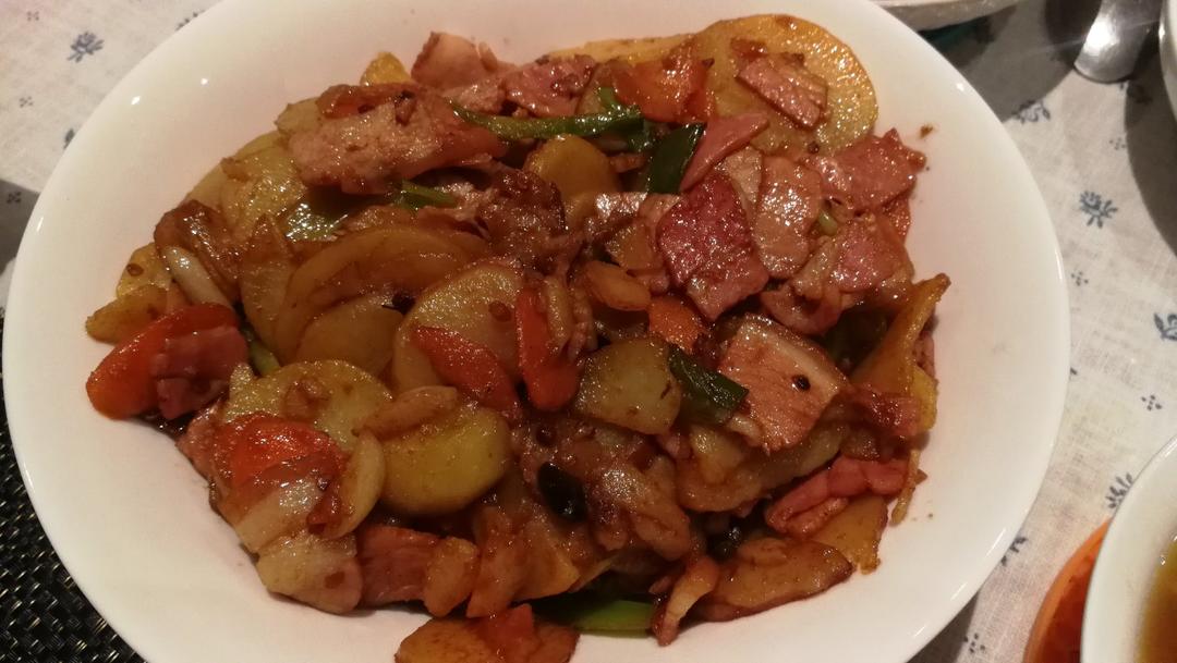 干锅土豆片