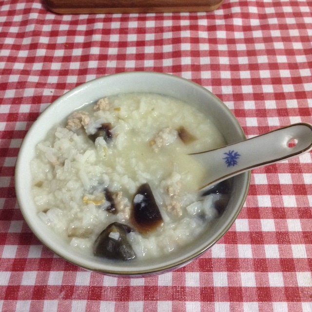 皮蛋瘦肉粥