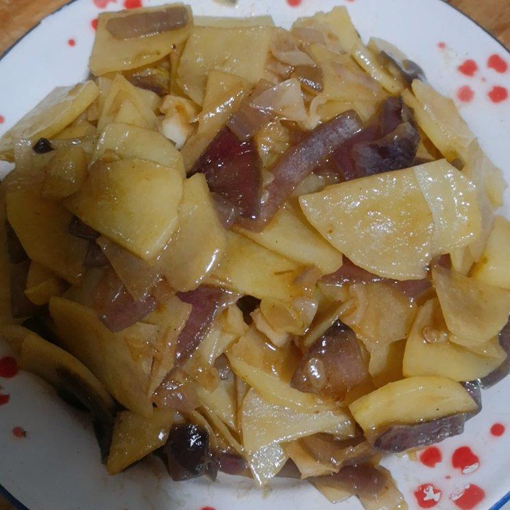 洋葱炒土豆片