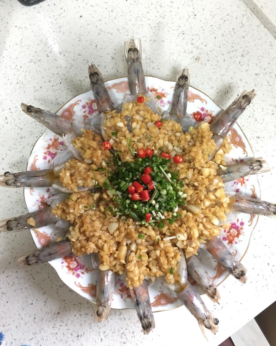 蒜蓉粉丝蒸虾