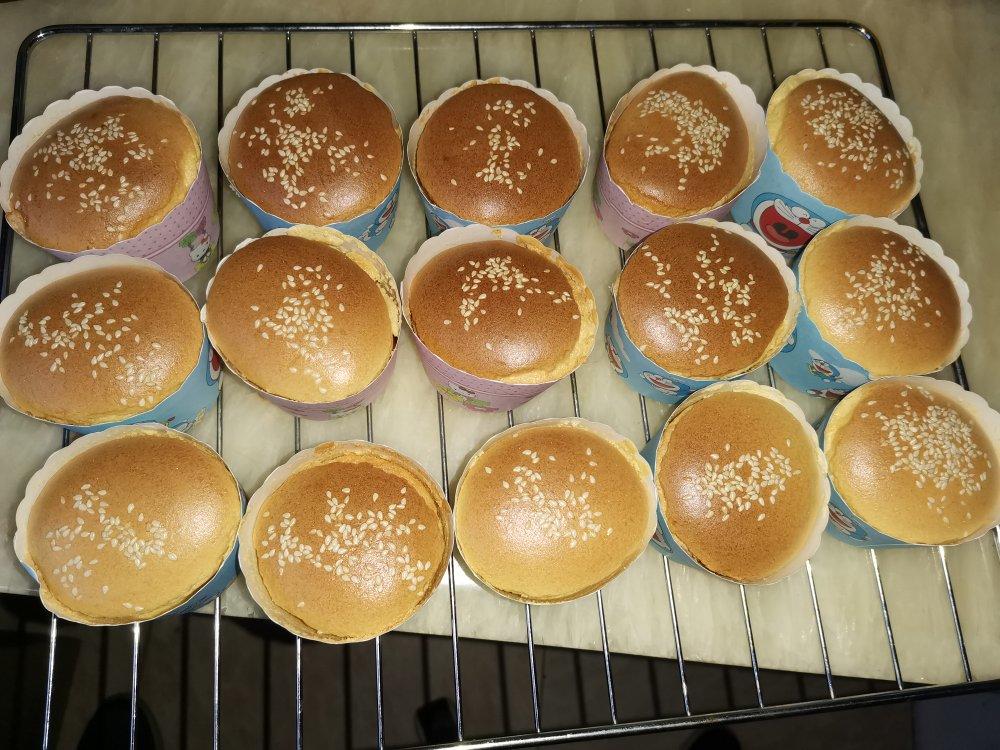 炼乳纸杯蛋糕