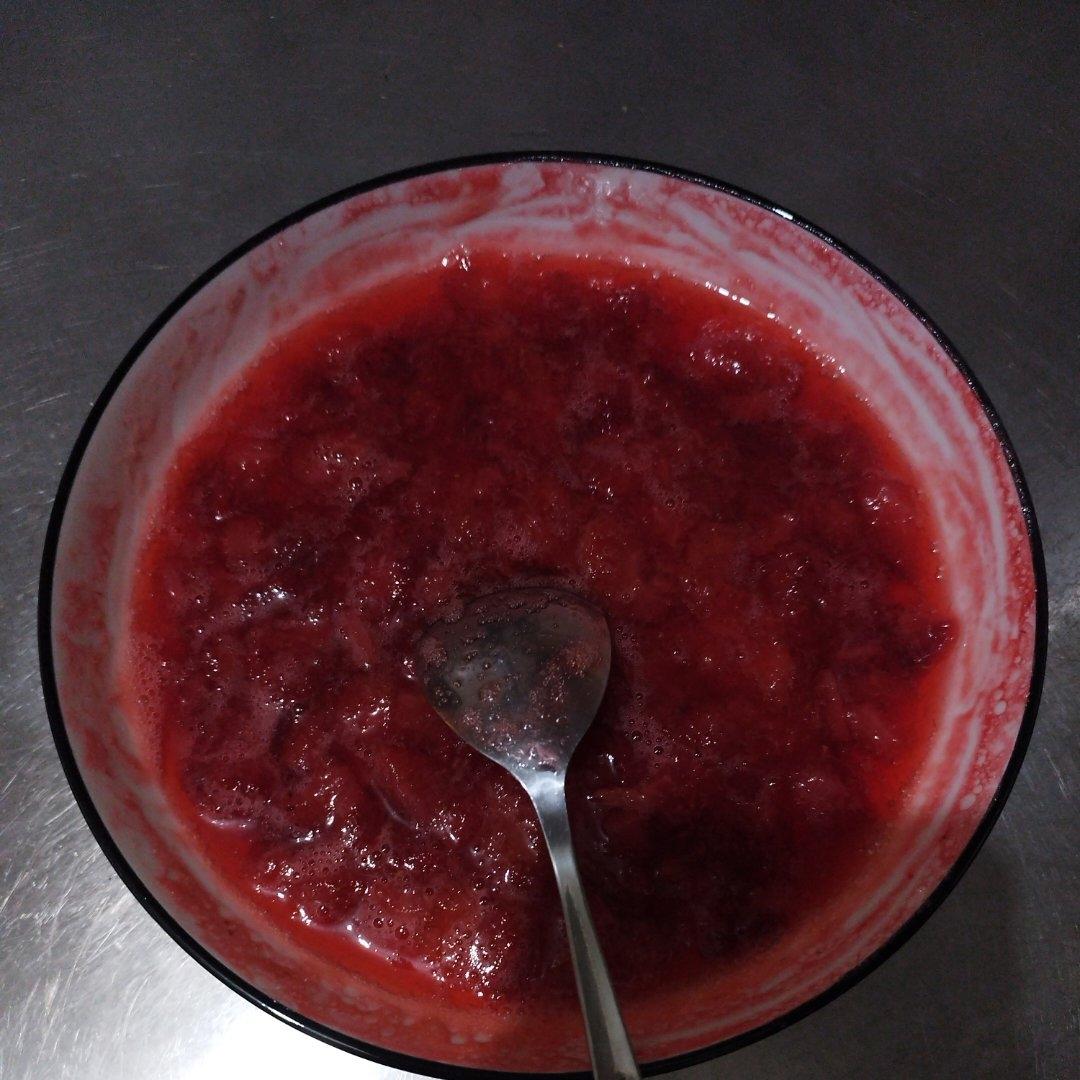 微波炉草莓果酱
