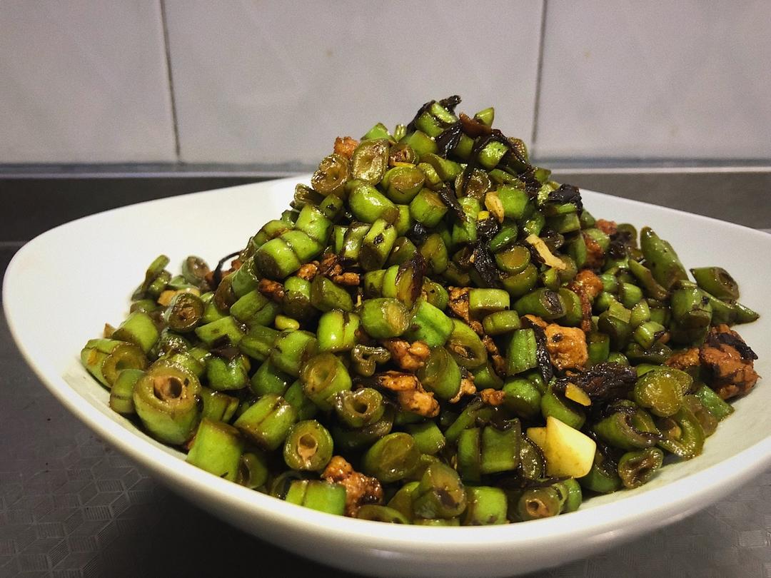 榄菜肉末四季豆