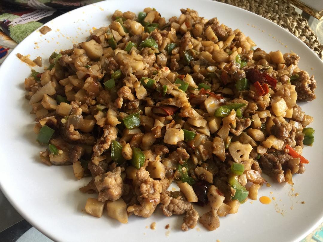 肉末炒藕丁