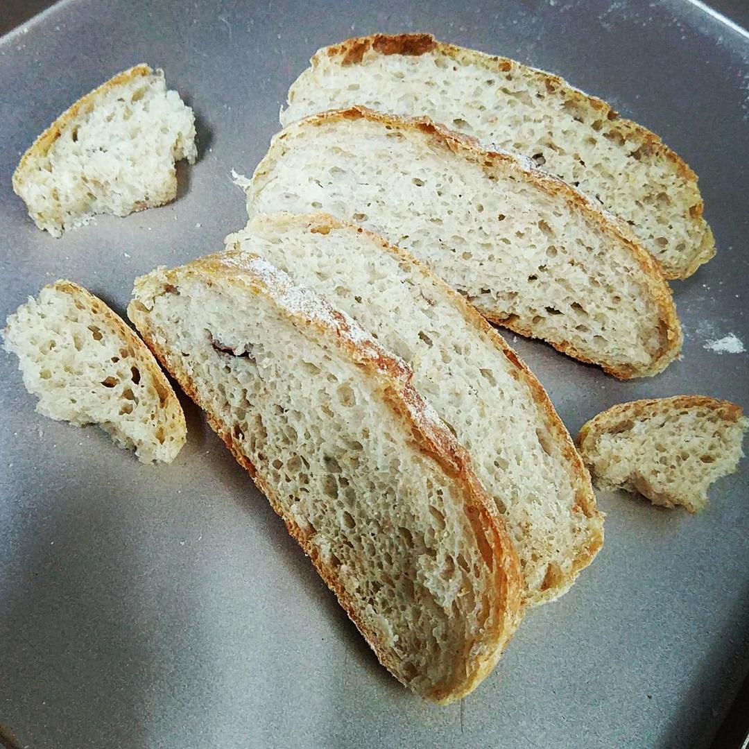 免揉意大利拖鞋面包ciabatta（吐血整理史上最全藤田千秋免揉欧包制作心得）