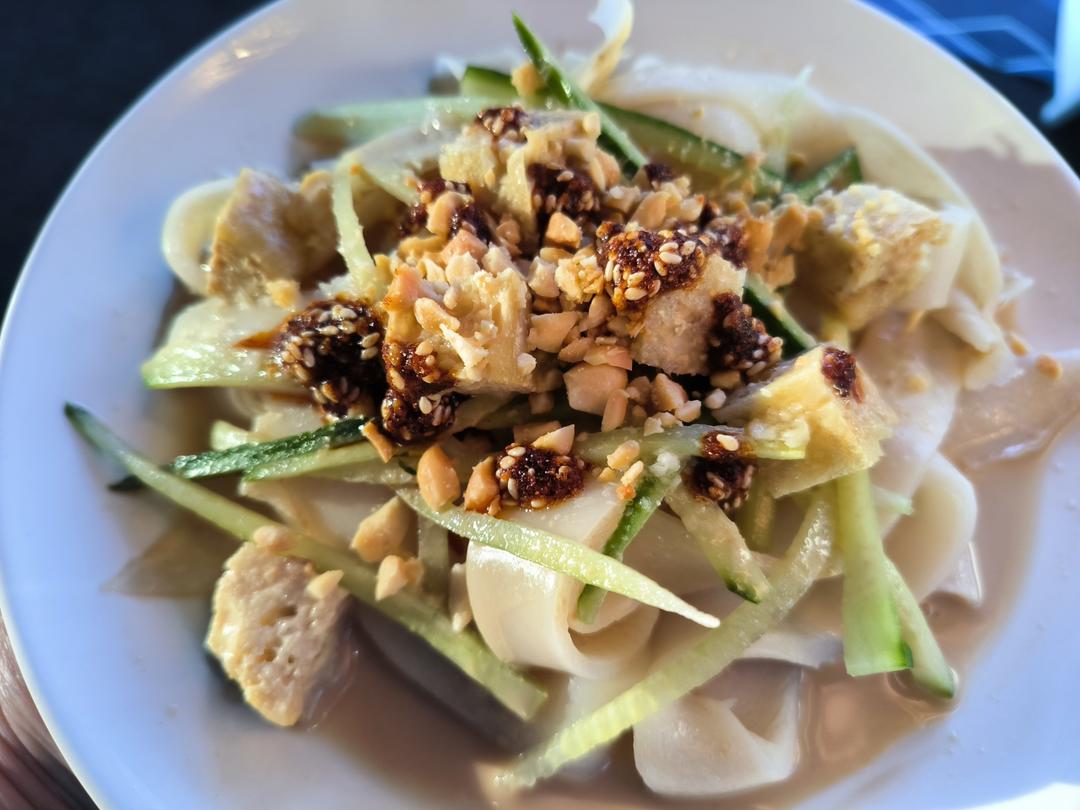 凉皮-家庭自制（告诉你自己做更劲道的秘诀）