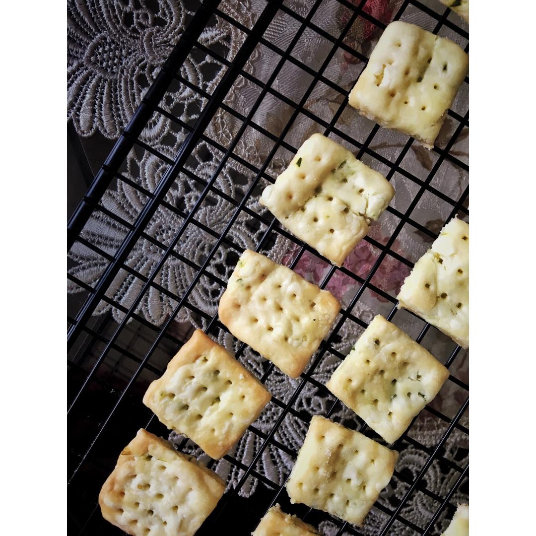Bakingpie-好吃到你味蕾都融化——香葱脆饼