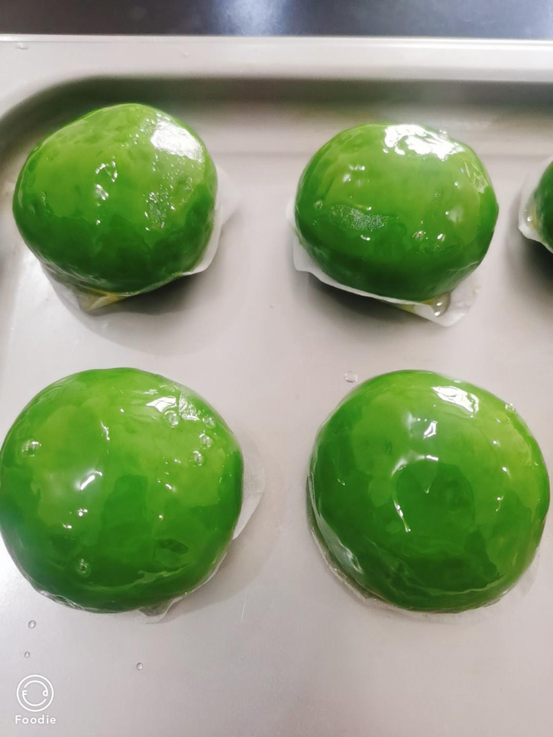 网红青团～～咸蛋黄肉松青团