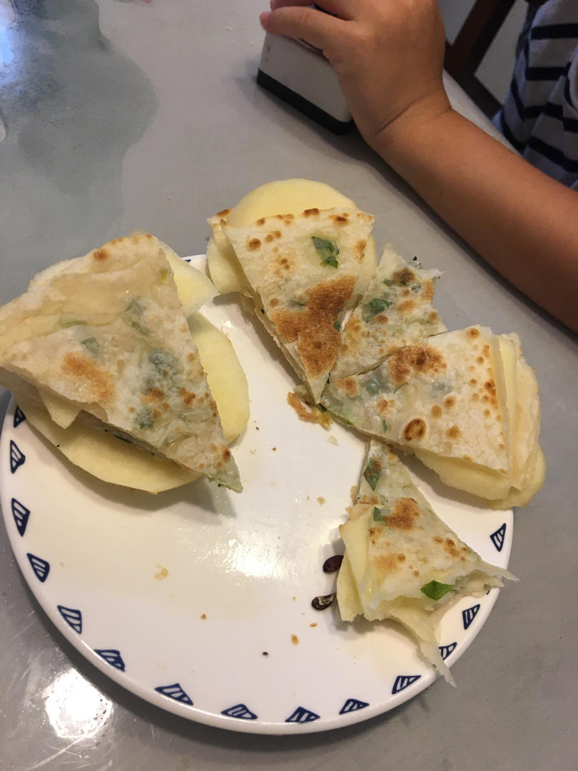 葱油饼（饺子皮版）