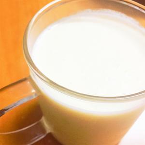 夏日清凉饮品-黄桃奶昔的做法 步骤3