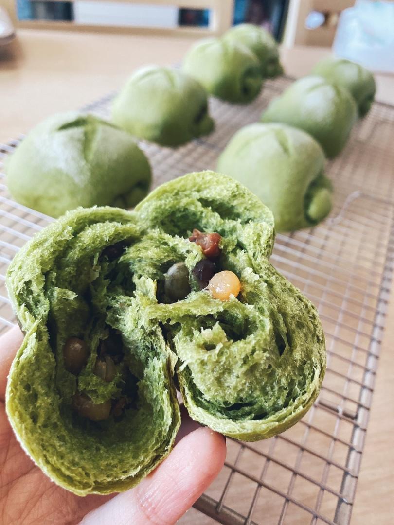 抹茶红豆牛奶卷（超好揉出手套膜的方子）