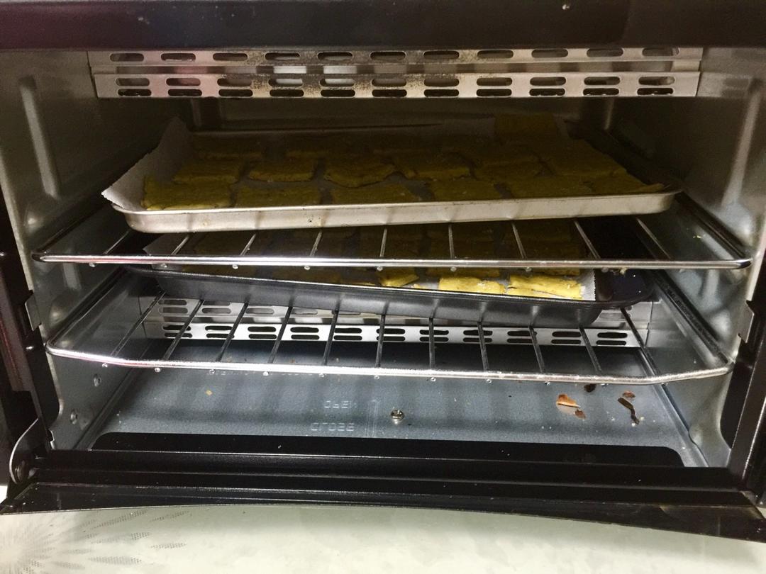 无鸡蛋无黄油的咸味土豆饼干