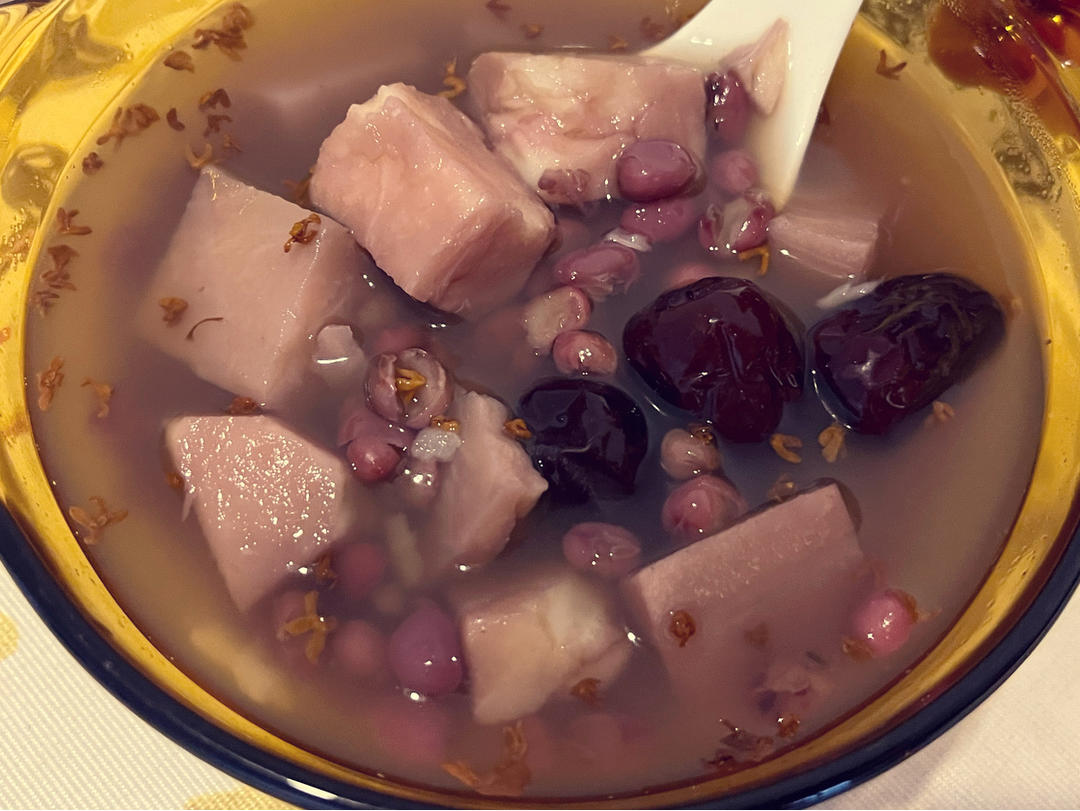 ㊙️冬季必喝养颜补血～桂花红豆芋头汤🌟
