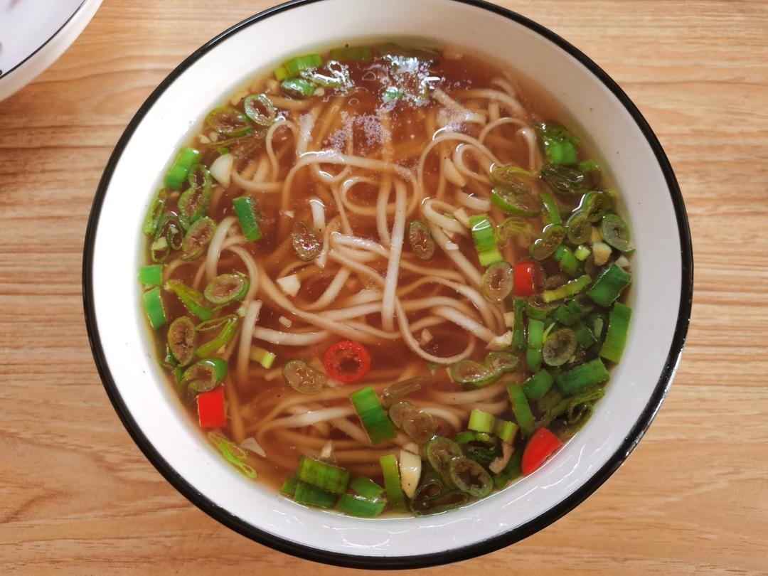 一碗清汤面🍜——秋日里的治愈