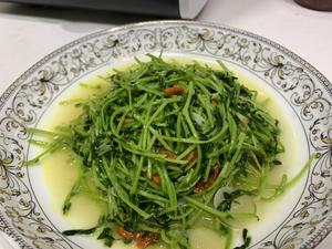 清炒豌豆尖-米博多功能烹饪机的做法 步骤2