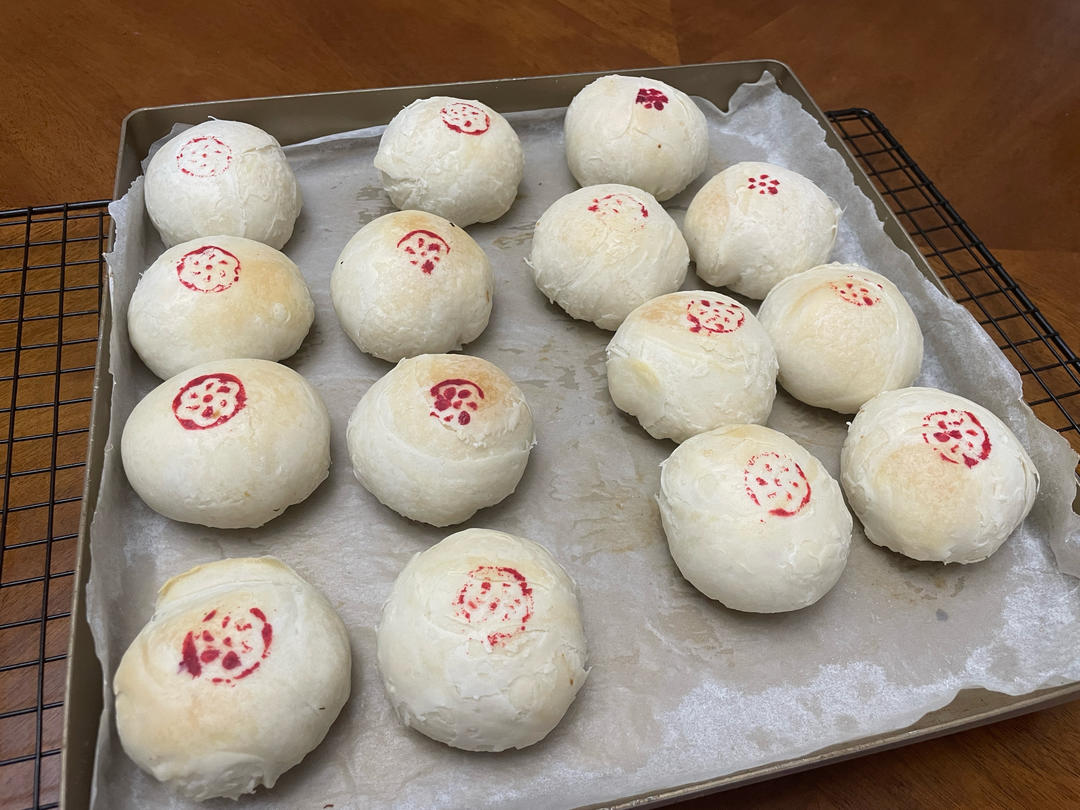 泳式鲜肉榨菜月饼