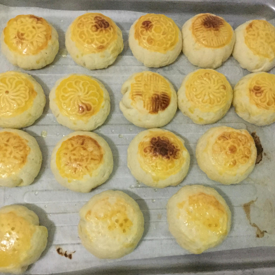 半岛酒店奶黄月饼——号称月饼界的劳斯莱斯