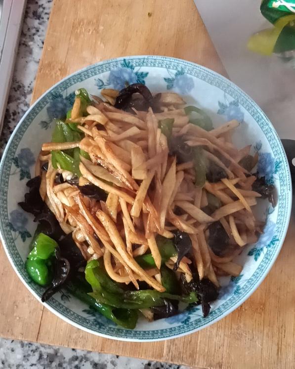 茭白肉丝