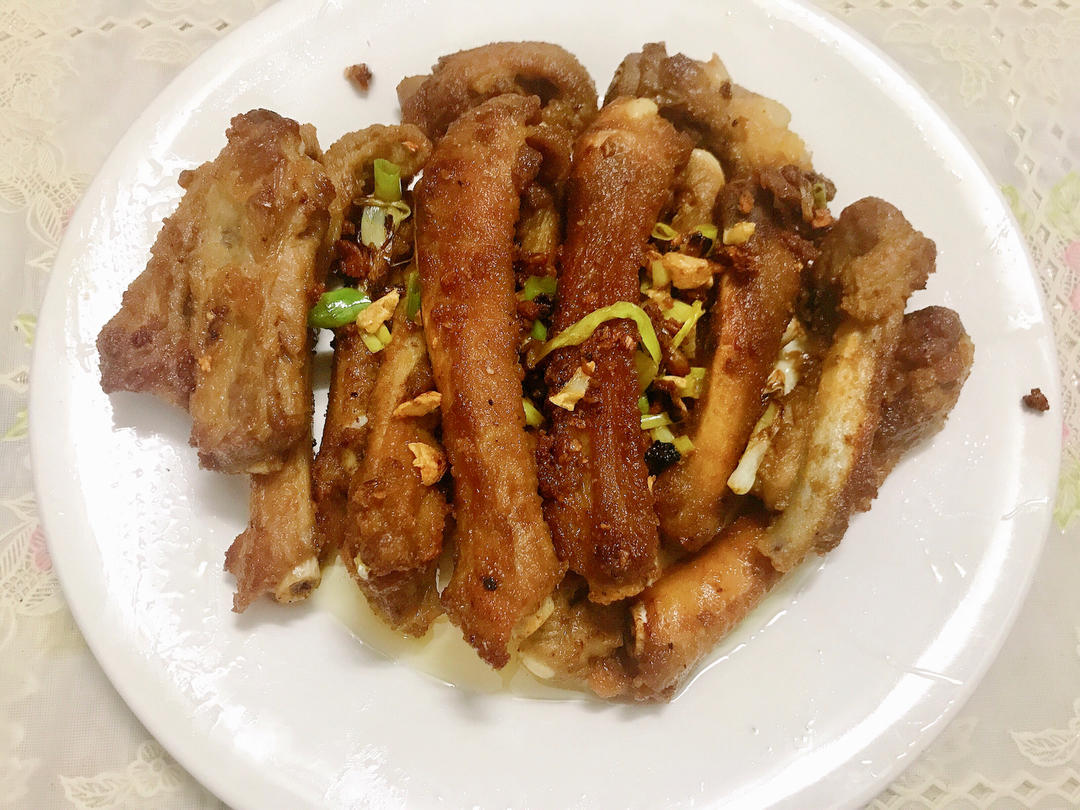 椒盐蒜香排骨