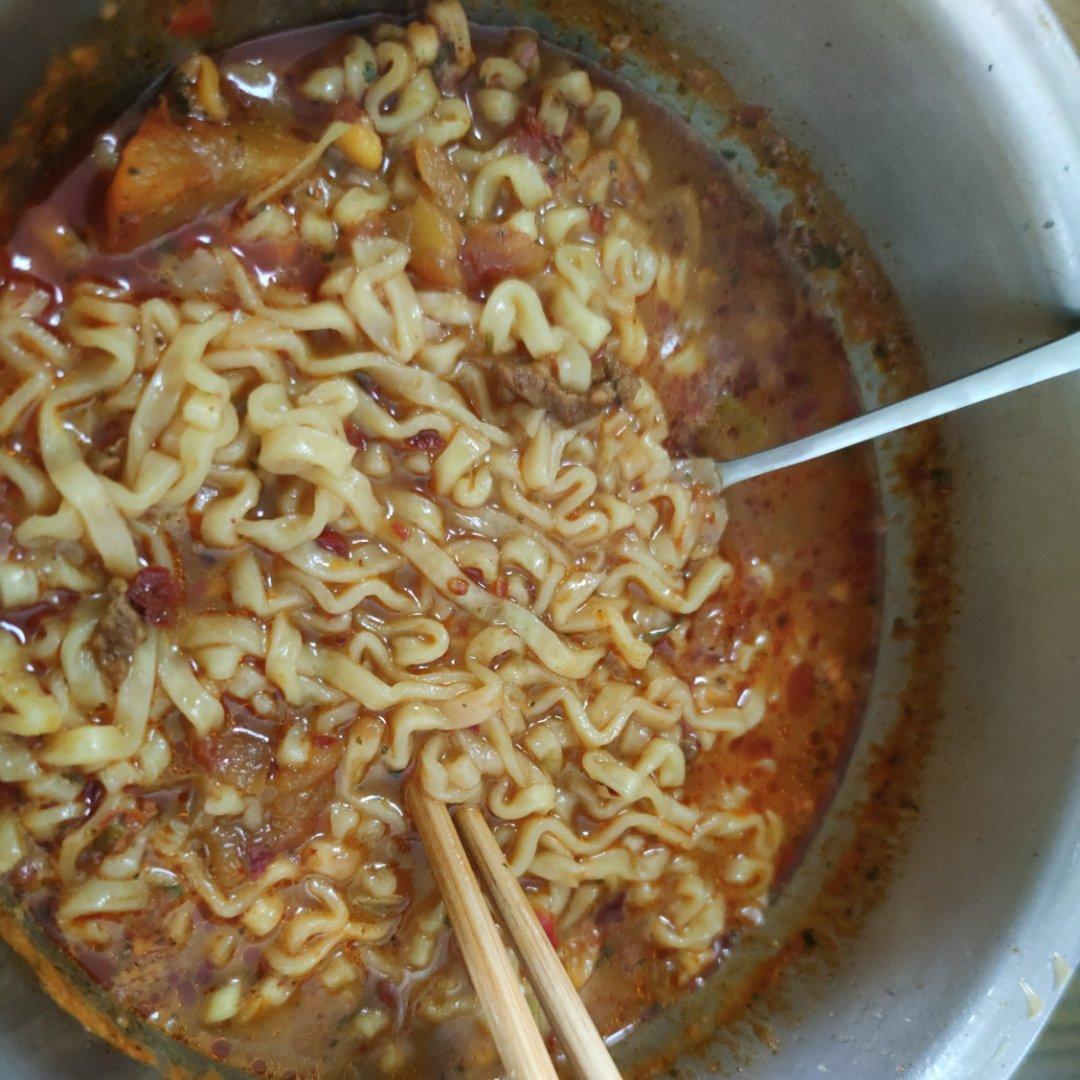 张云雷版方便面