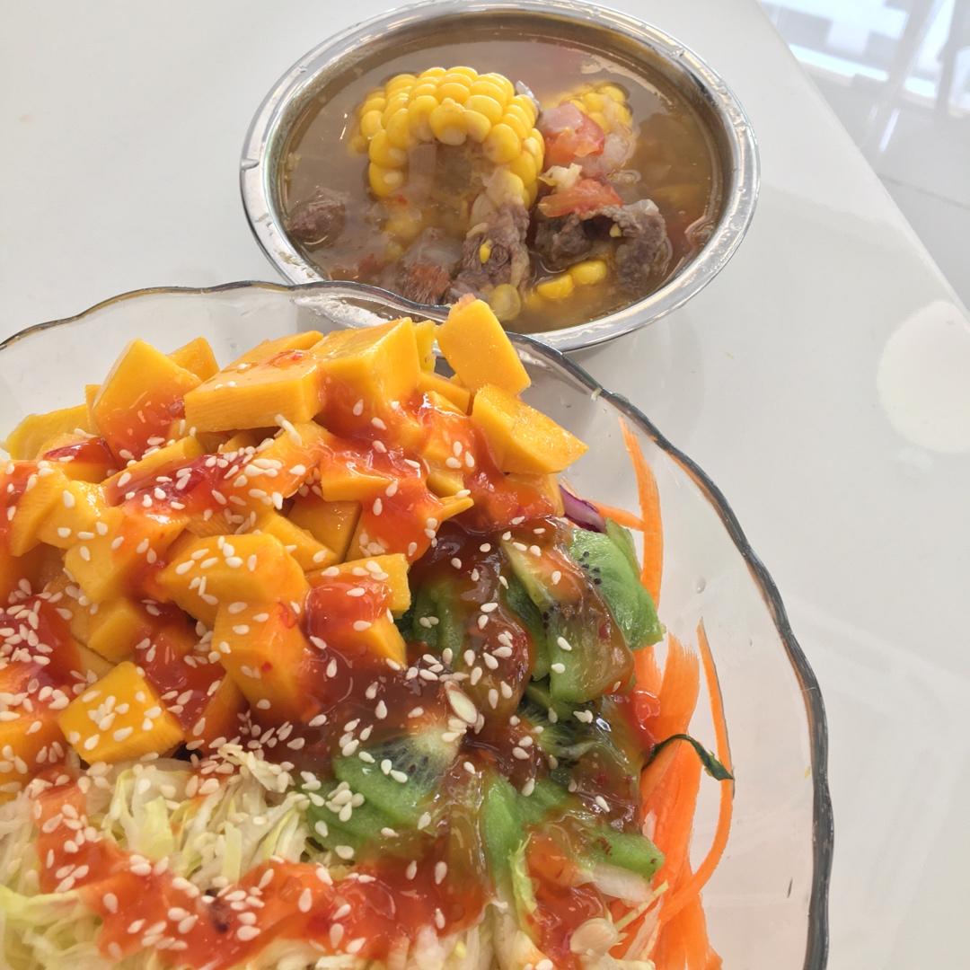 番茄土豆炖牛腩
