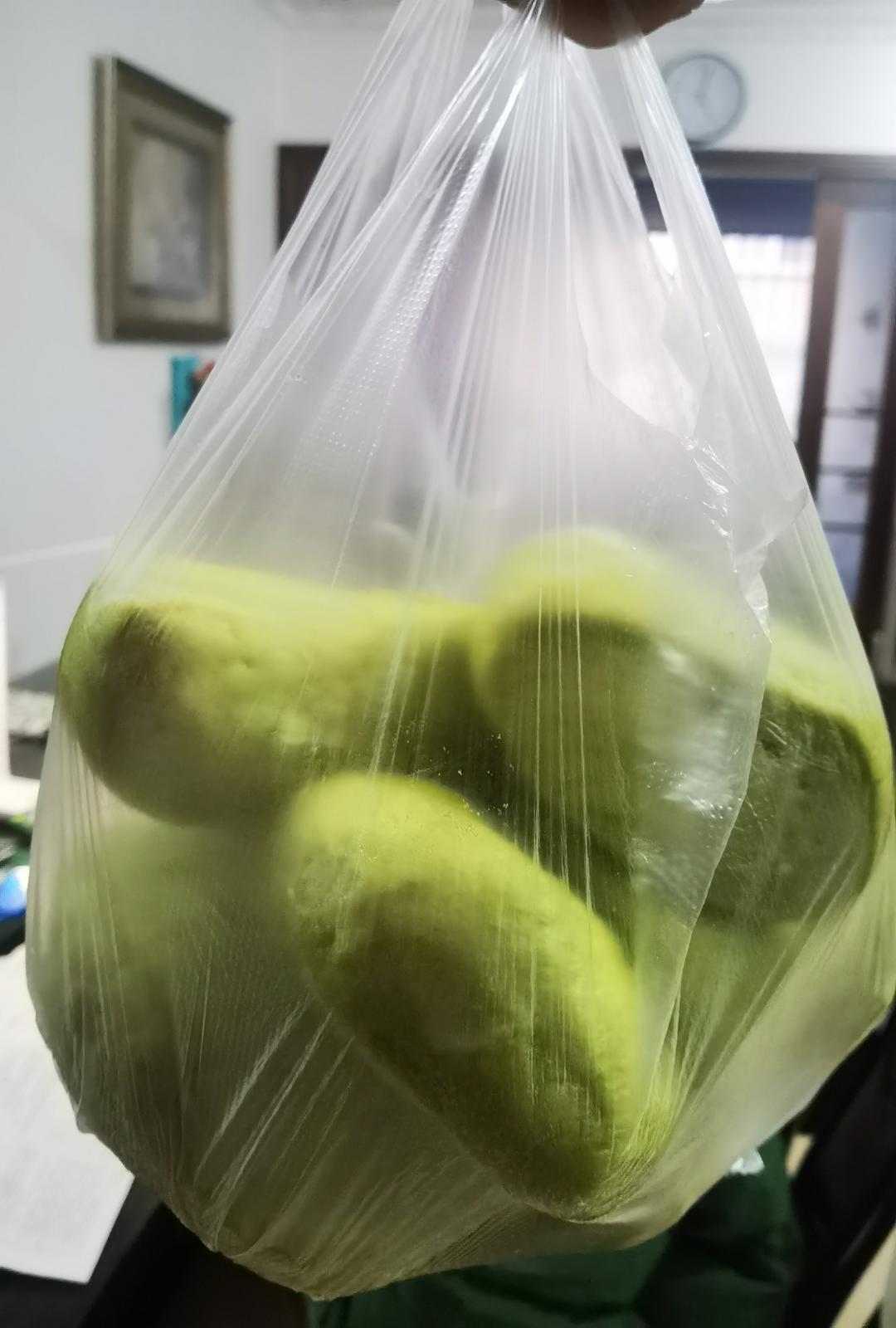 小美版芹菜汁馒头