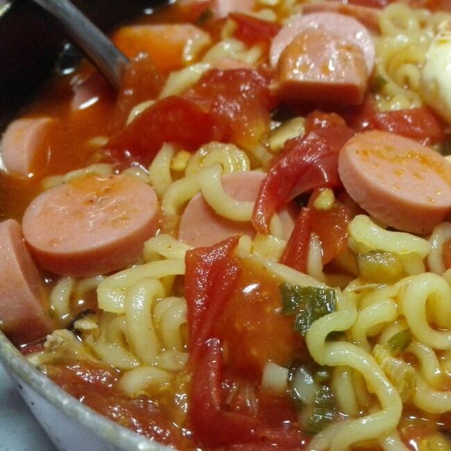 懶人餐——番茄辛拉麵的做法