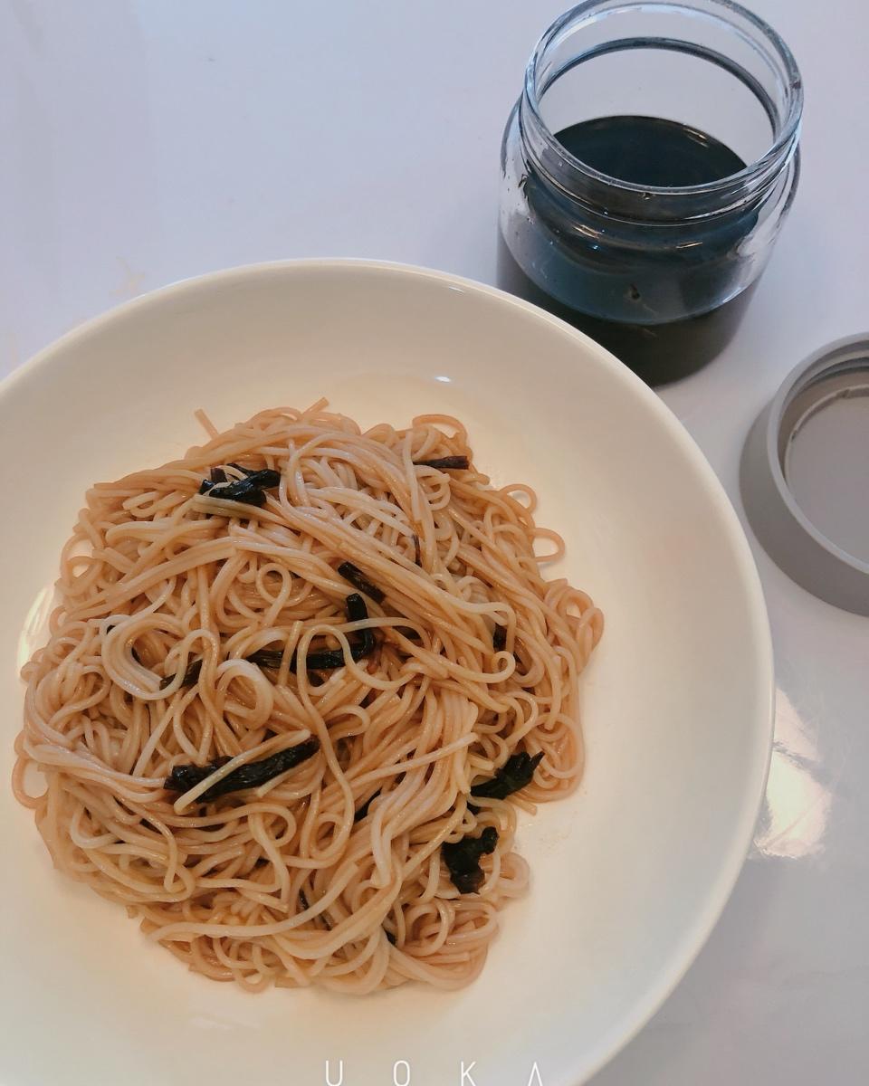 家常必备熬葱油教程+拌面