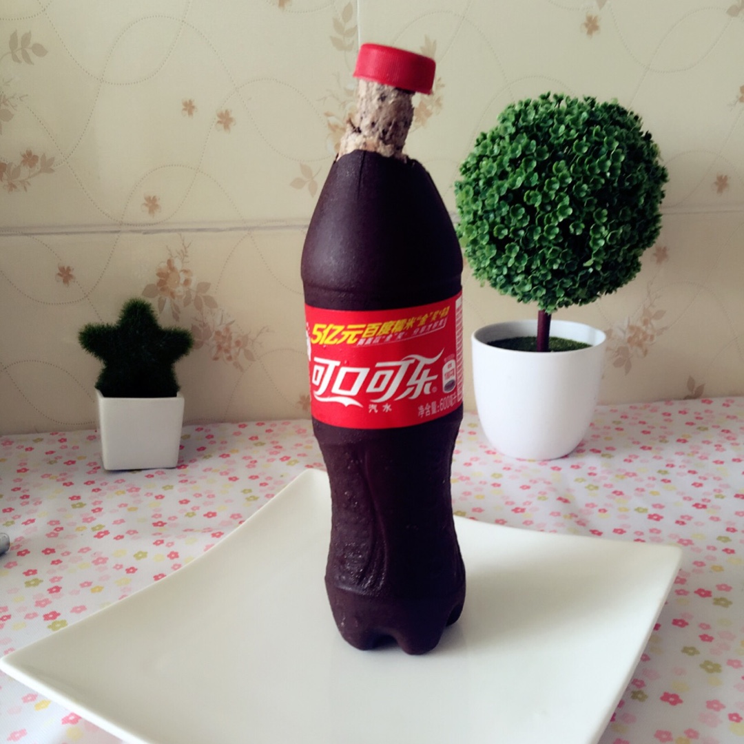 爆红的可乐冰淇淋蛋糕