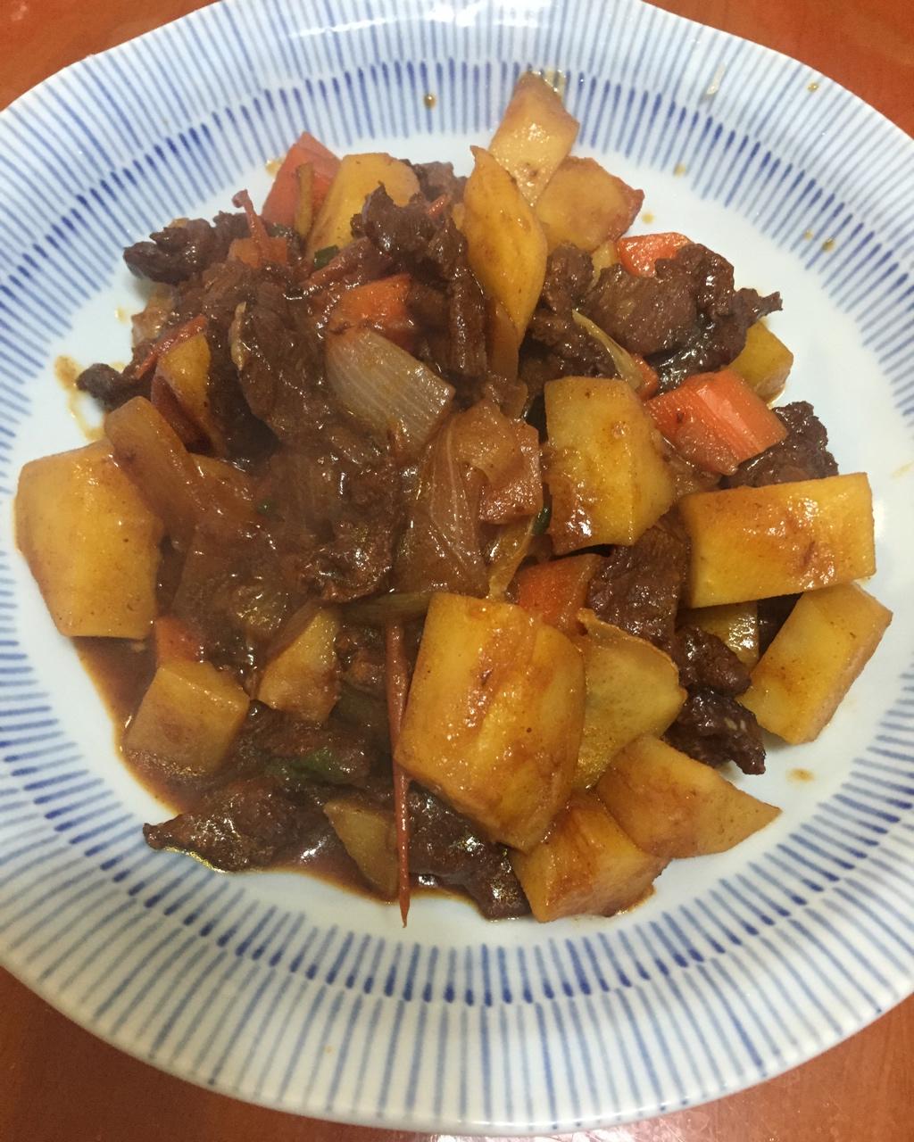 土豆炖牛肉