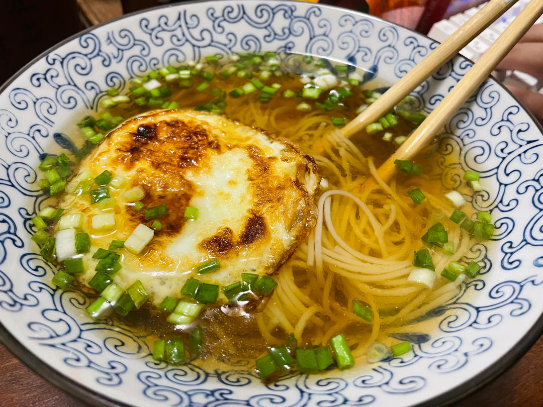 小葱麻油酱油面