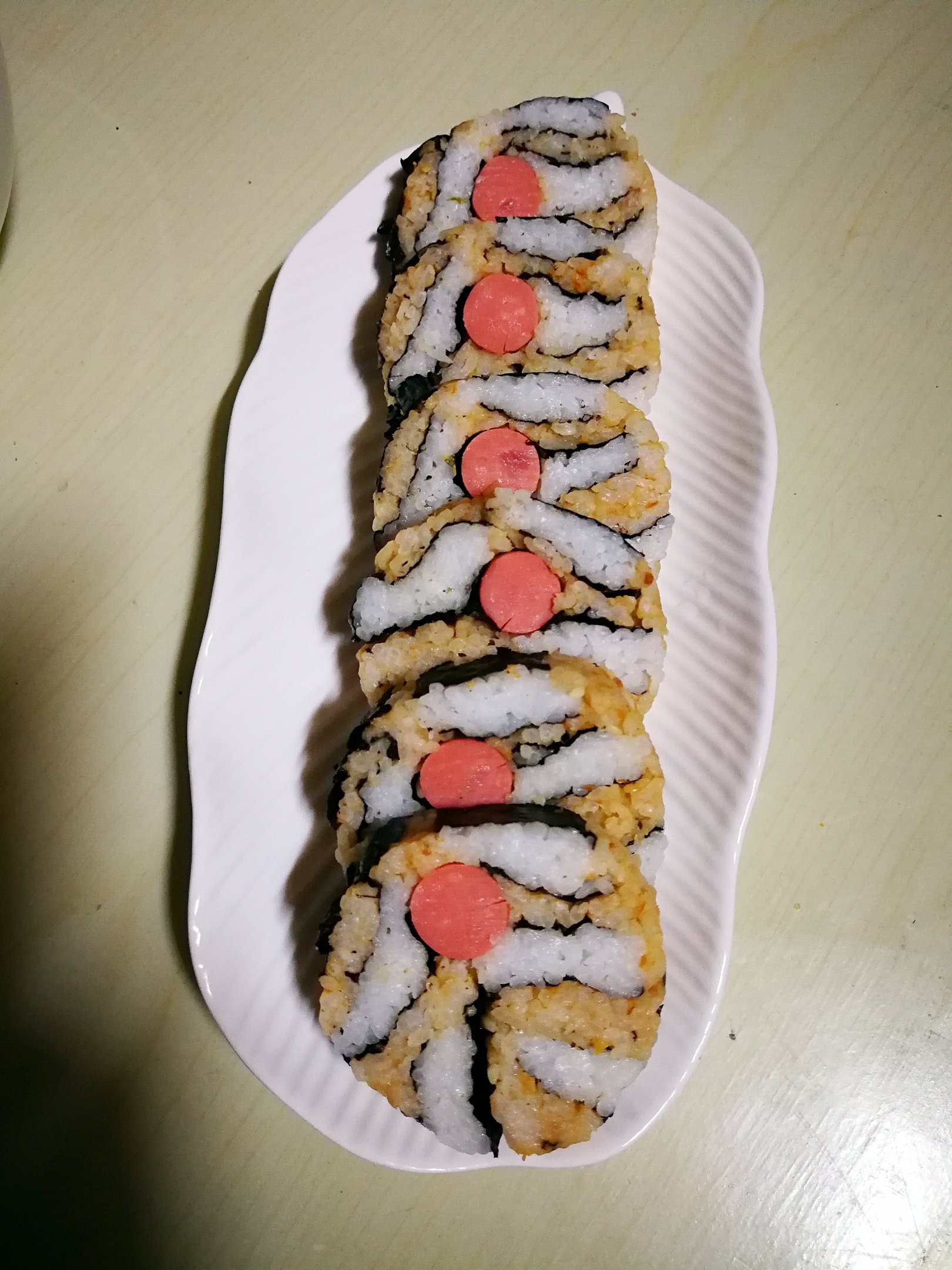 木鱼花香松花朵寿司