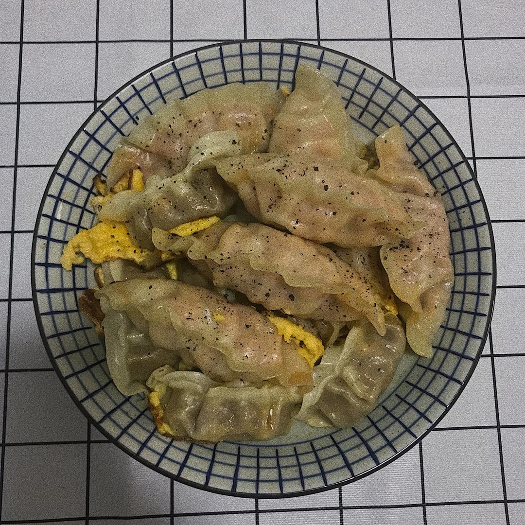 抱蛋煎饺