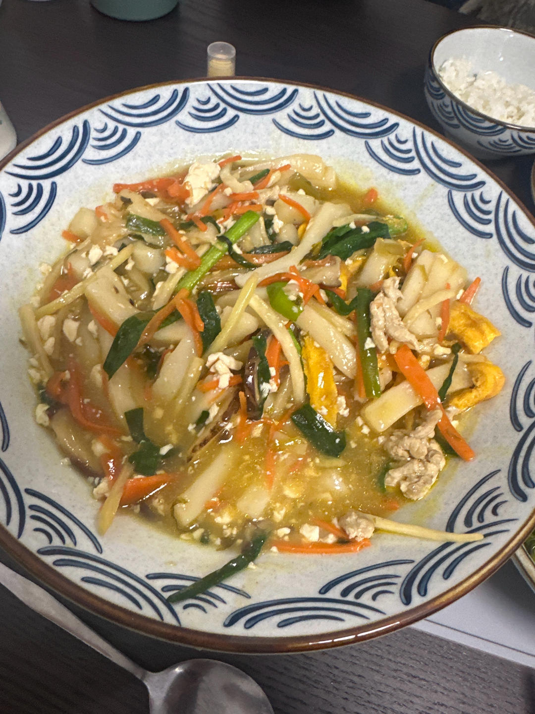 咕噜噜焖出一锅【嵊州豆腐年糕】！热乎鲜美，好吃省心！