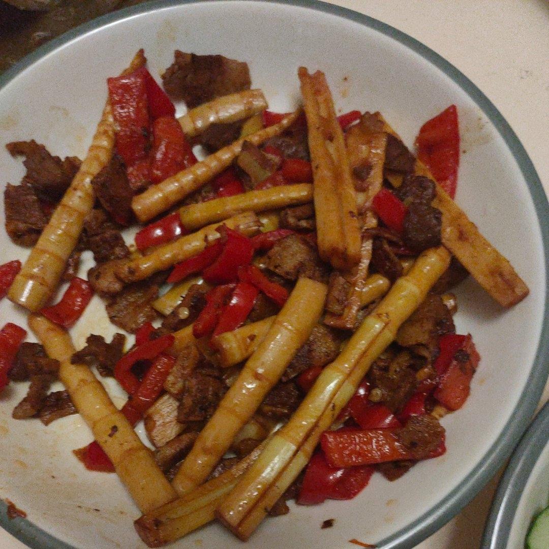 笋尖西芹炒肉
