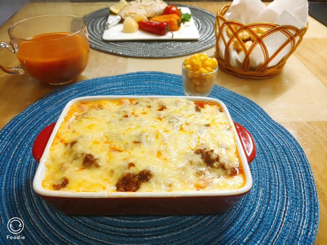 芝士焗烤海鲜千层面