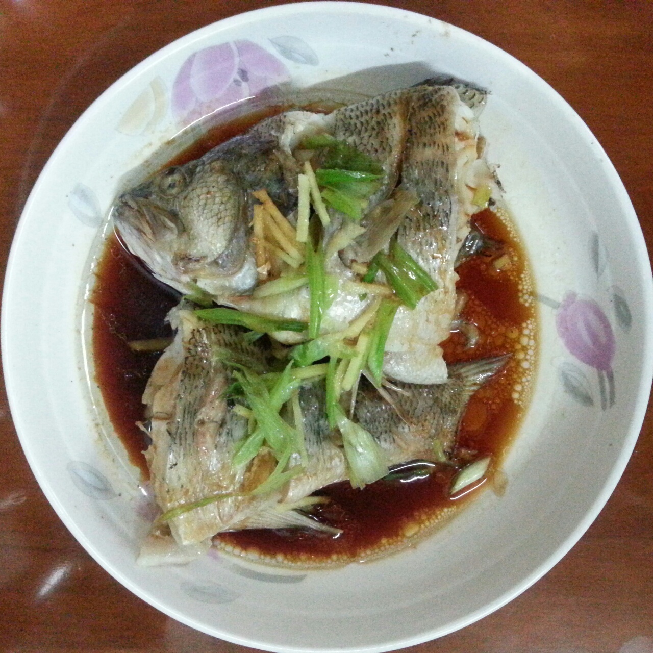 豉油清蒸鱼 清蒸鲈鱼