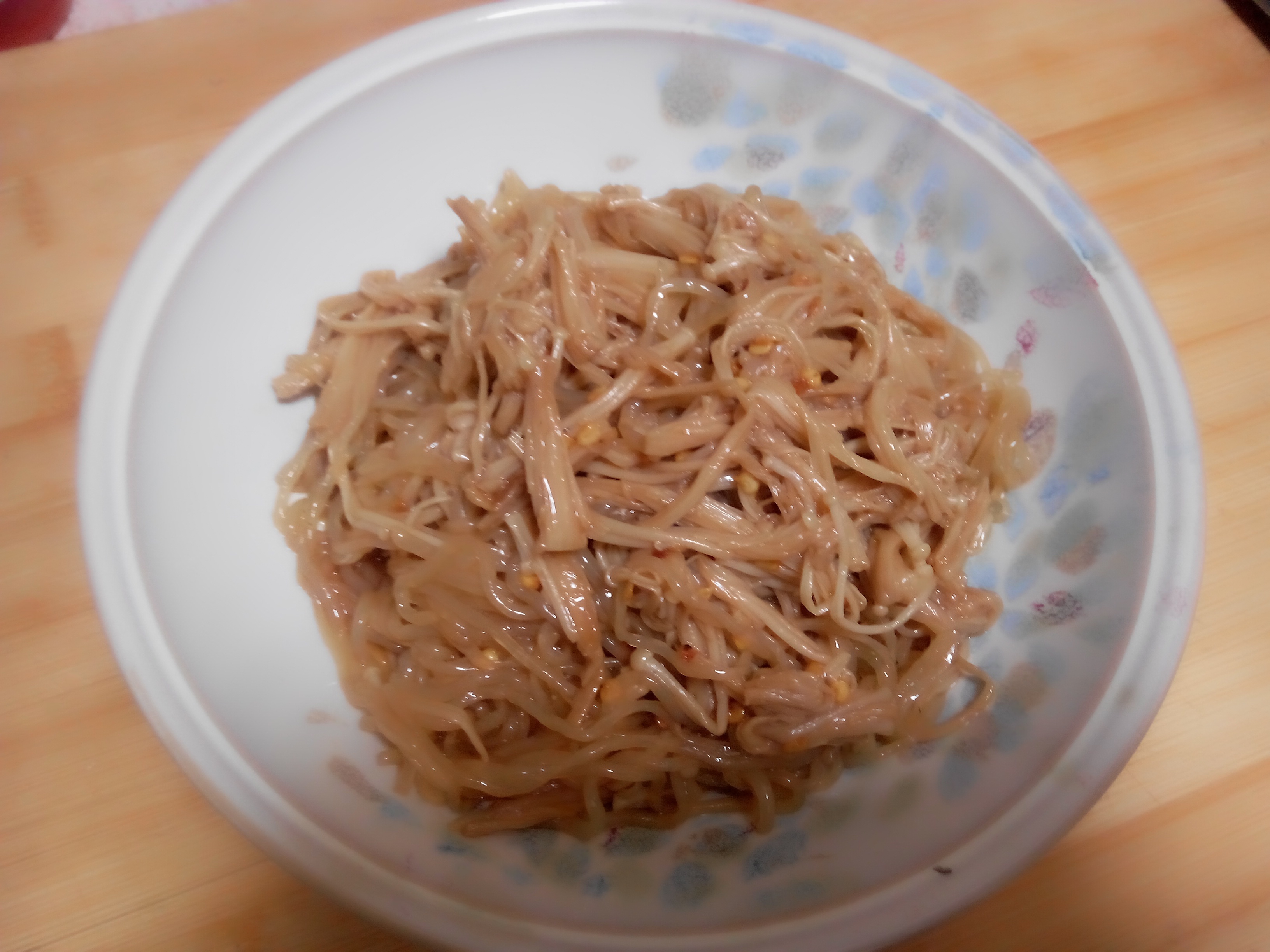 金针菇拌魔芋结