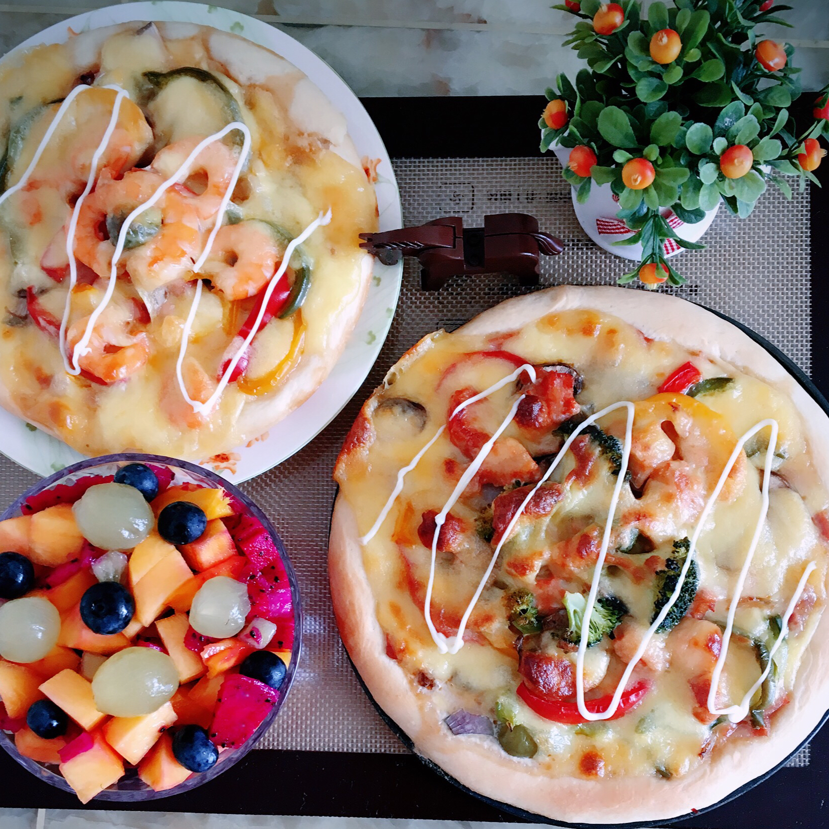 8寸纯手工什锦披萨