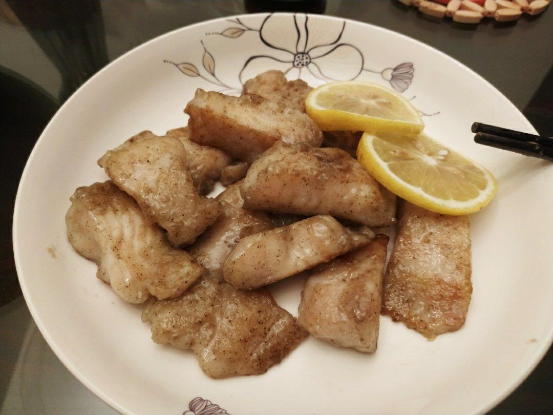 超简单低脂柠檬香煎龙利鱼（巴沙鱼）