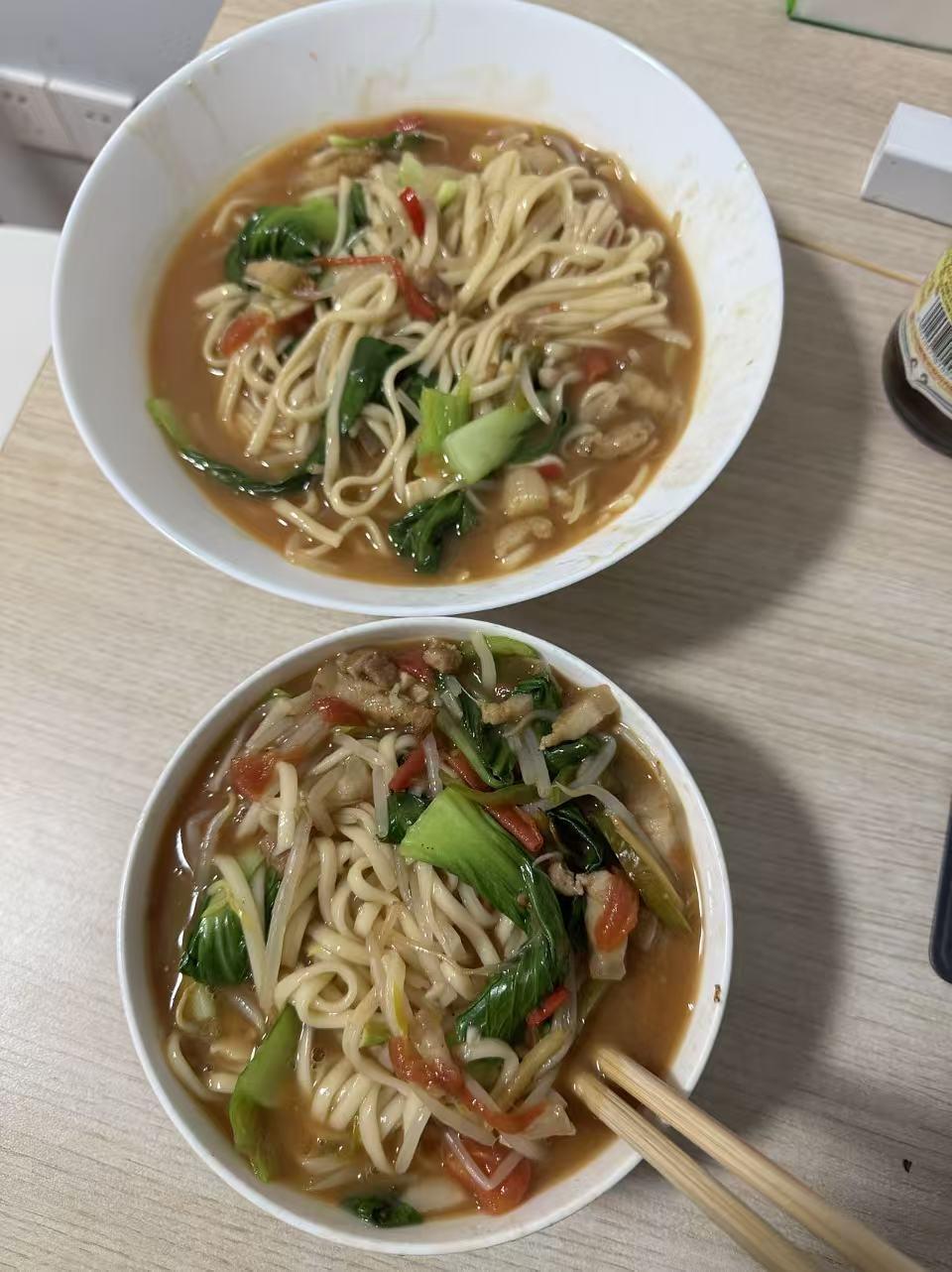 炝锅肉丝面